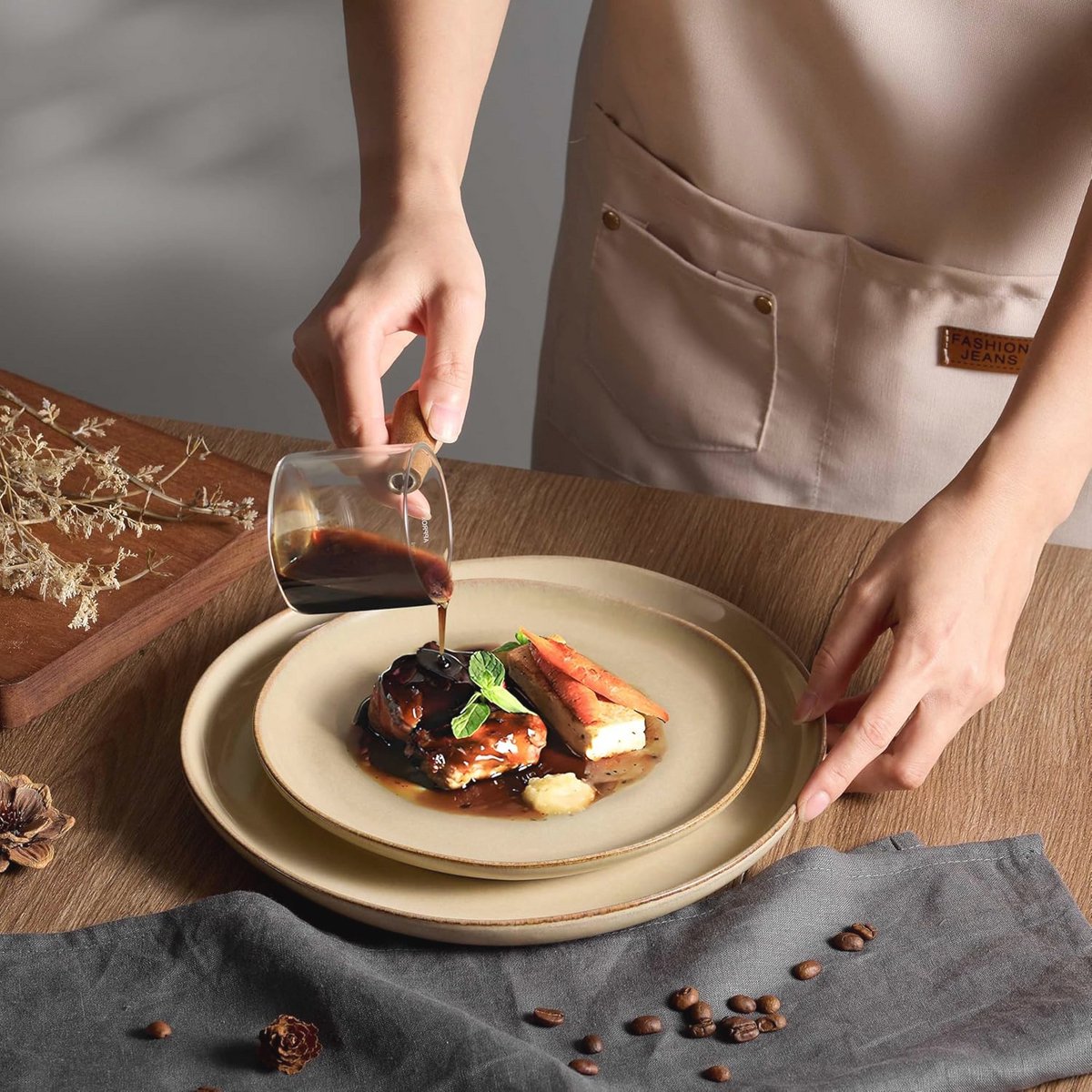 Onader Serviesset, 18-delig aardewerk, tafelserviesset, mueslikommen, platte borden en dessertborden, set voor 6 personen, anti-kras en magnetronbestendig, cappuccino kaki