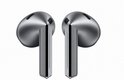 Grijze Samsung Galaxy Buds3 oordopjes, met 'L' en 'R' markeringen.