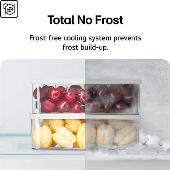 Afbeelding ter illustratie van de Total No Frost technologie: links kersen en gouden appels zonder rijp, rechts met rijp.