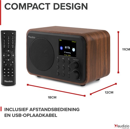 DAB radio met houten behuizing, zwart front en display, met afstandsbediening. Afmetingen getoond: 18x11x12cm.