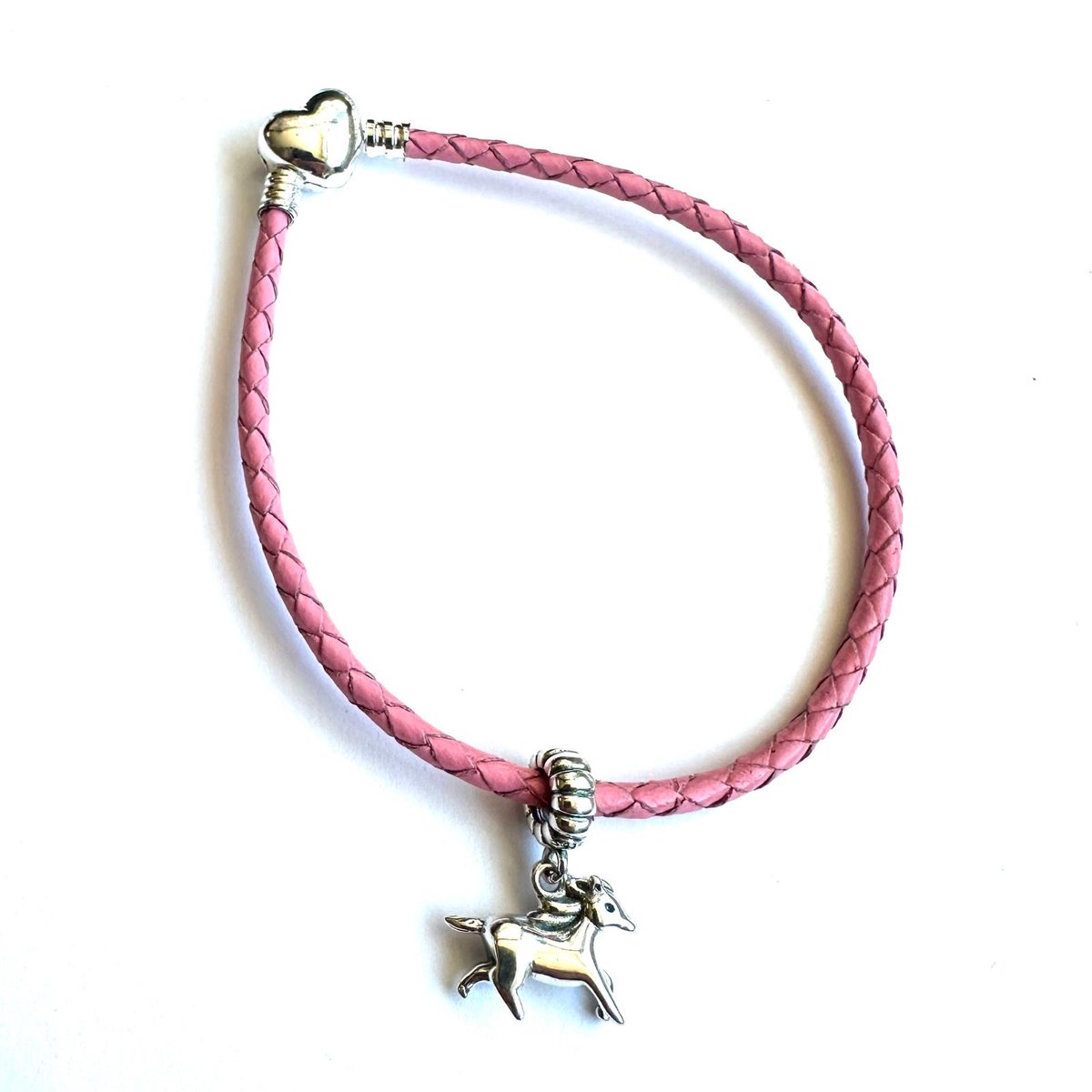 SportPresent® - Bedelarmband - Paard - Bedels - Beads - Leer - Roze - Bedel aan Armband - Geschikt voor diverse bedels - Paard - Paardrijden - Ruitersport - Sportbedel - Charm - Zilver - 925 - Ketting - Bedelarmband - Sleutelhanger - Teamkado