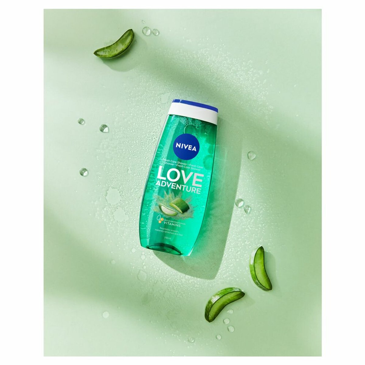 NIVEA Douchegel Love Nature - 3 x 250 ml - Voordeelverpakking