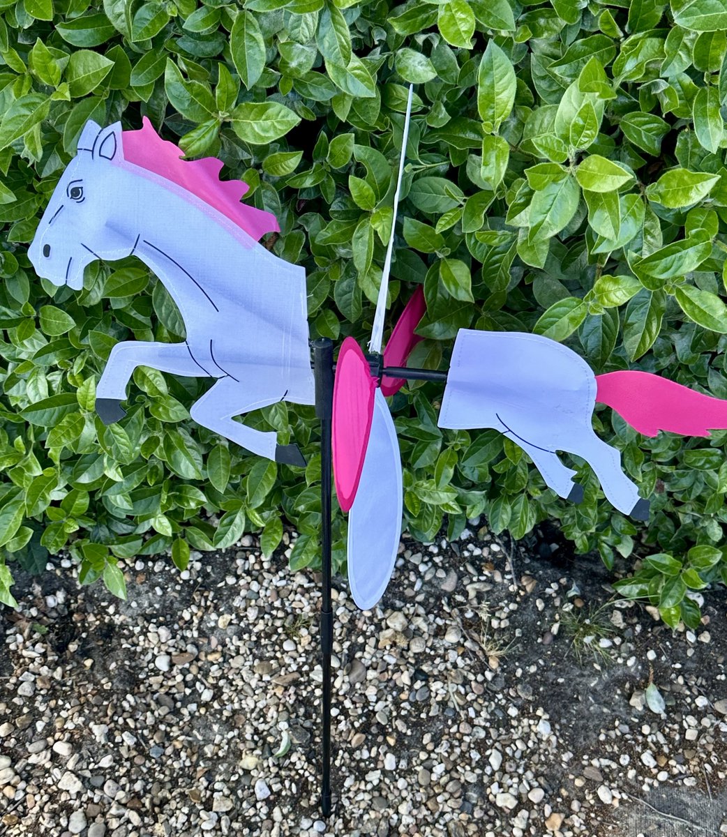 Windmolen met "Paard" - meerkleurig + roze - nylon + kunststof steker - dia 38 cm x hoogte 72 cm - Tuinaccessoires - Tuinstekers