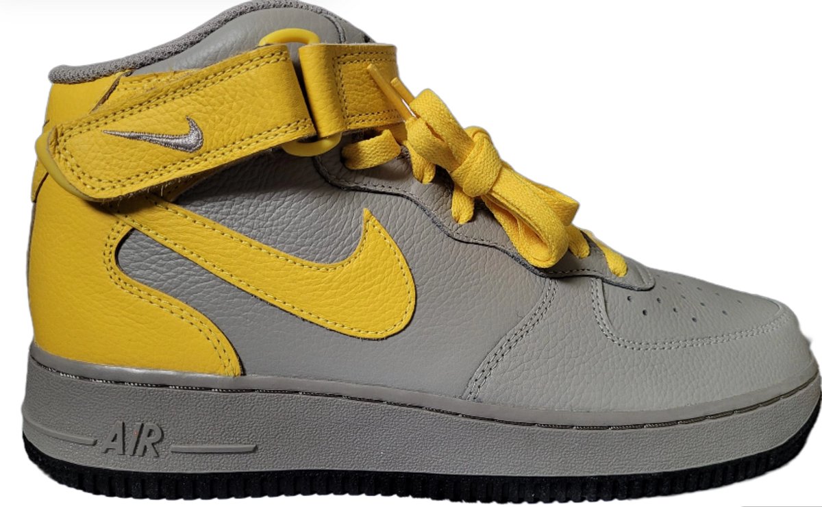 Nike Air Force 1 MID Grijs