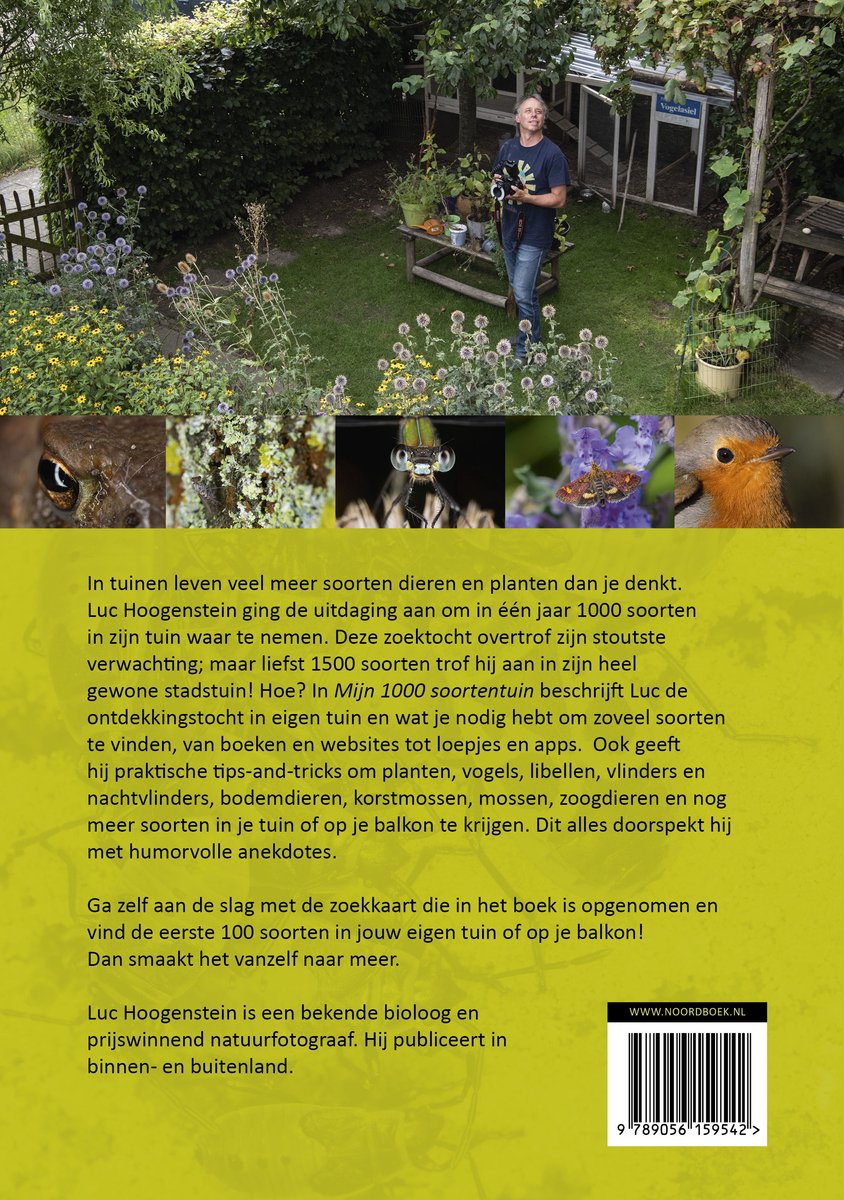 Vrouw in tuin met schuur, vogelnestkastje en planten, met onderaan close-ups van natuur.