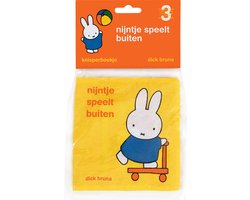 Omslag van nijntje speelt buiten