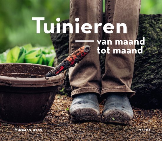 Tuinieren van maand tot maand - cover
