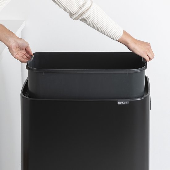 Brabantia Bo Touch Bin poubelle 3 x 11 litres avec 3 seaux intérieurs synthétiques - Mineral Concrete Grey
