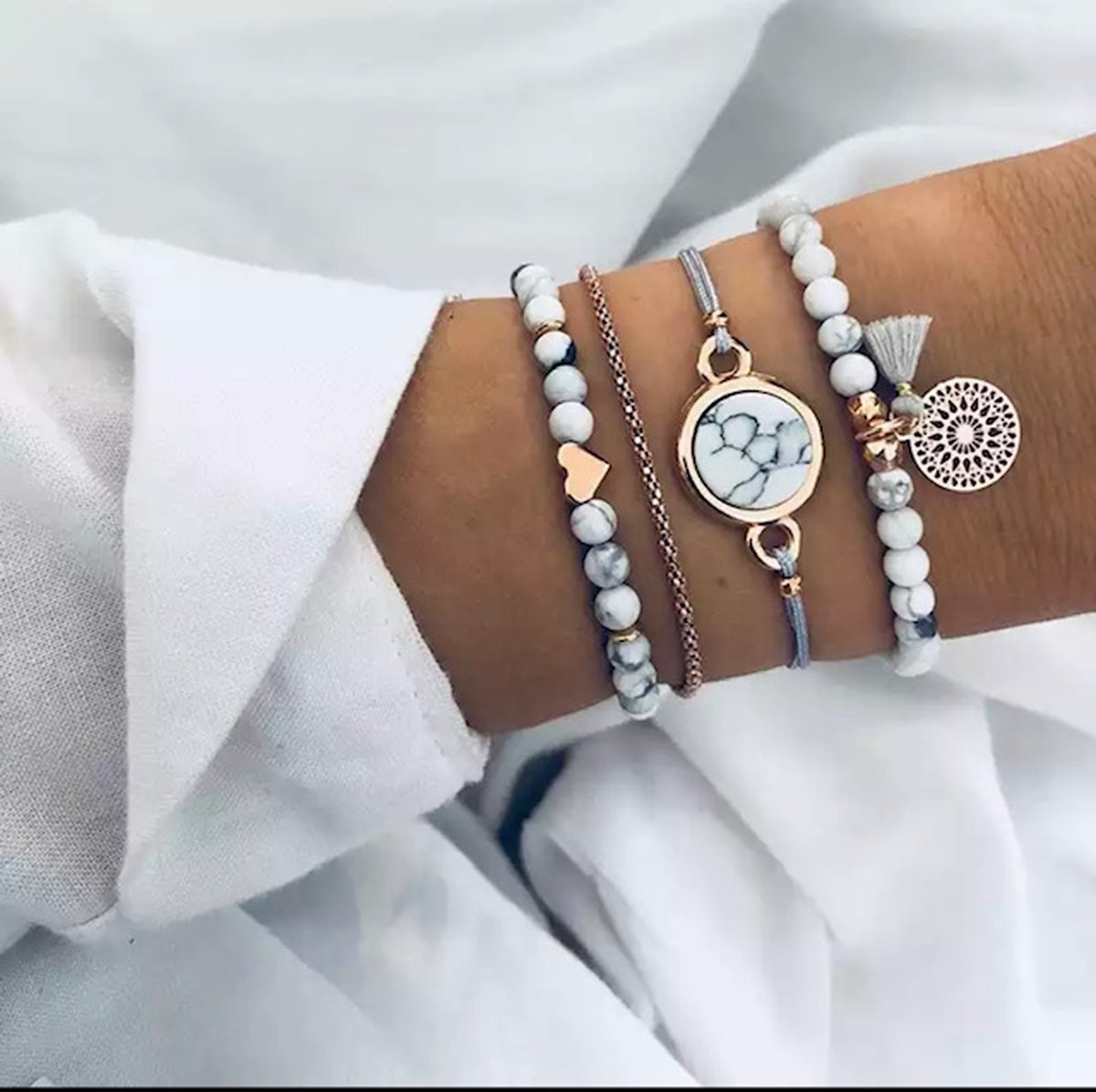 Soraro Set Armbanden | 4 Delig Set | Dames | Marmer Wit| Vrouwen Armband Zilver | Sieraden | Mooie Cadeauverpakking
