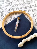 Sashiko startpakket 2.0 | Eco borduurpakket | Sashiko borduren voor beginners inclusief ecologische stof naalden borduurring en garen