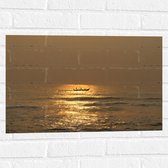 Muursticker - Oceaan - Zee - Bootje - Mensen - Zonlicht - 60x40 cm Foto op Muursticker