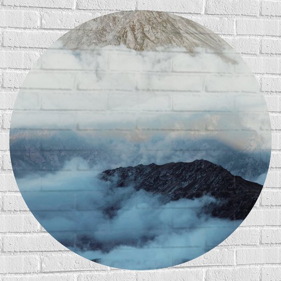 Muursticker Cirkel - Bergen - Wolken - 100x100 cm Foto op Muursticker