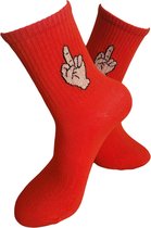 Sportsokken - Middelvinger Sokken - leuke sokken - vrolijke rode sokken - witte sokken - tennis sokken - sport sokken - valentijns cadeau - sokken met tekst - aparte sokken - grappige sokken - Socks waar je Happy van wordt - maat 37-44