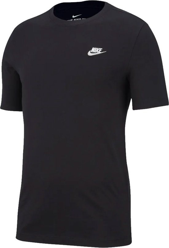 Nike sportswear club t-shirt in de kleur zwart.