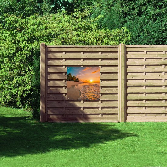 Tuinposter – Laagstaande Zon boven de Zee bij Onbewoond Eiland - 80x80 cm Foto op Tuinposter (wanddecoratie voor buiten en binnen)