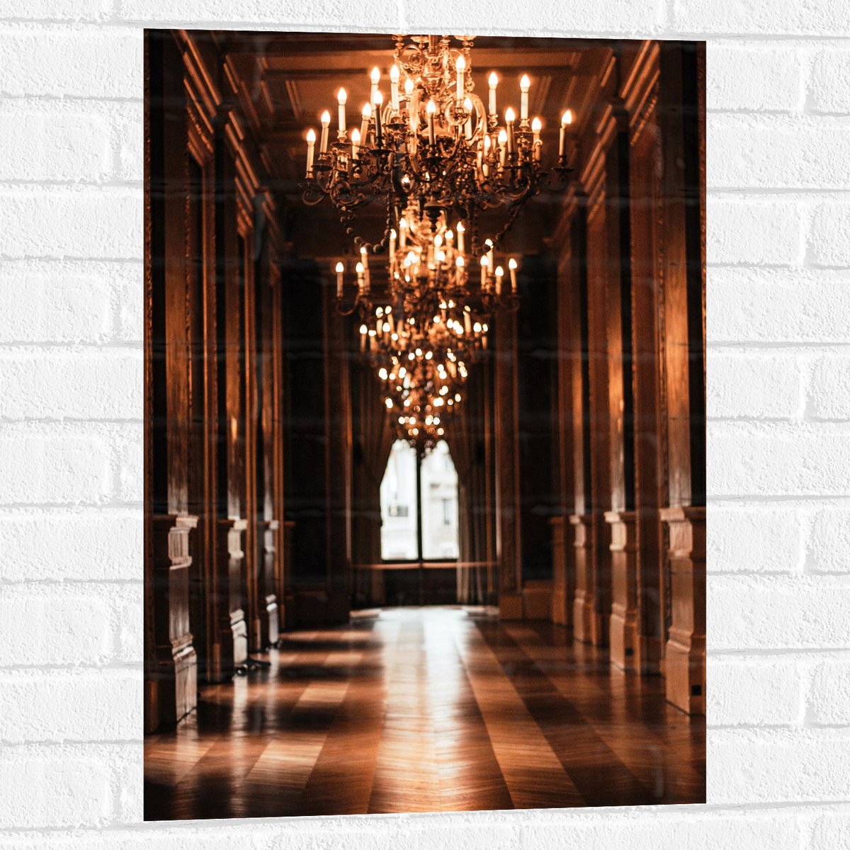 Muursticker - Kroonluchter in de Hal - 50x75 cm Foto op Muursticker