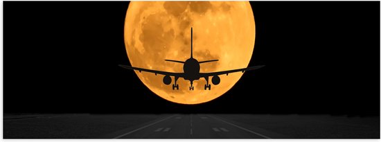 Poster Glanzend – Vliegtuig Vliegend naar Maan met Oranje Gloed - 60x20 cm Foto op Posterpapier met Glanzende Afwerking