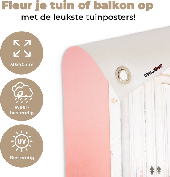Tuinposter 30x40 cm - Tuindecoratie Hout - Deur - Roze - Wit - Poster voor in de tuin - Buiten decoratie - Schutting tuinschilderij - Tuindoek muurdecoratie - Wanddecoratie balkondoek