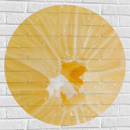 Muursticker Cirkel - Close Up van Vruchtvlees van Citroen - 80x80 cm Foto op Muursticker
