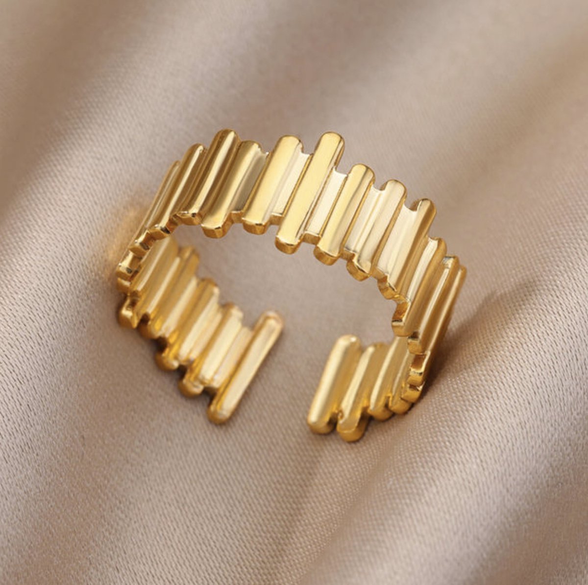 Hiden | Moderne Ring - Ringen Dames - Goudkleurig - Sieraden - Ringen set | Wave Ring