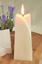 Bougie Adele, BLANC Perl mat, hauteur: 19cm - Made by Candles by Milanne