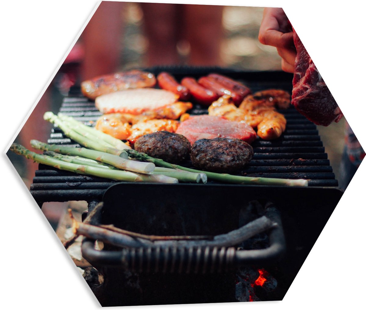 PVC Schuimplaat Hexagon - Barbecue - Vlees - Groenten - Kolen - Natuur - 50x43.5 cm Foto o