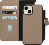 Mobiparts hoesje geschikt voor Apple iPhone 14 - Wallet 2-in-1 Boekhoesje - MagSafe - Echt Leder - Uitneembare Case - Sterke Magneet Sluiting - Contactloos betalen - Beige