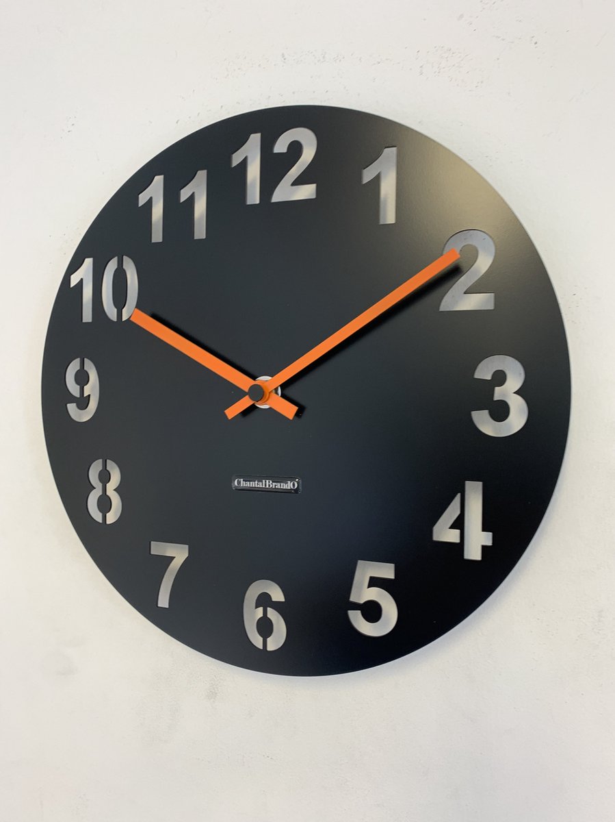 Wandklok ChantalBrandO -- MOONTAN BLACK -- MODERN DESIGN -- ZWART