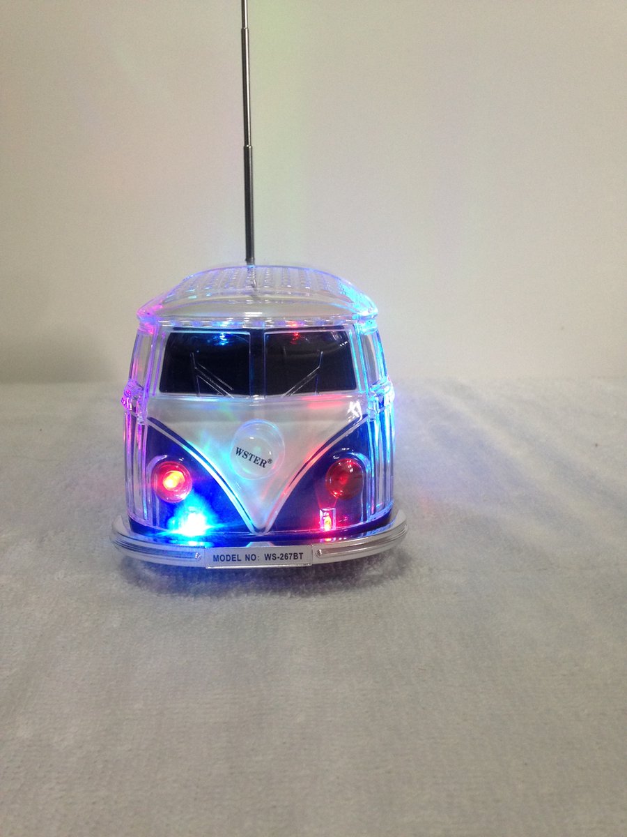 bluetooth LED-licht USB draagbare mini-busluidsprekers Draadloze Bluetooth-luidspreker leuke bus bluetooth speaker met fm radio