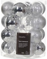 Decoris kerstballen - 50x stuks - 6 cm -kunststof - zilver