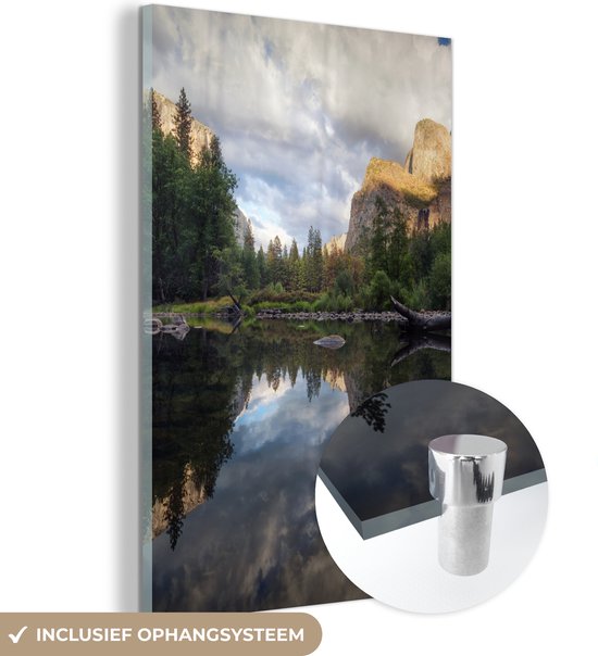 Glasschilderij - Landschap - Water - Bergen - Natuur - Foto op glas - 80x120 cm - Schilderij glas - Wanddecoratie
