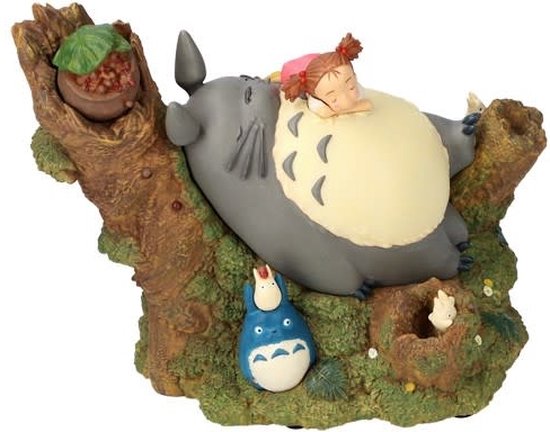 Foto: Ghibli my neighbor totoro mei doet een dutje muziekdoos