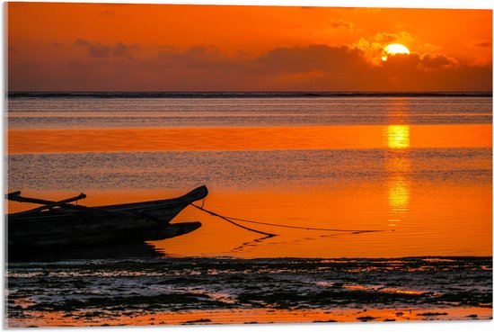 Acrylglas - Bootje - Water - Zee - Zonsondergang - Oranje - 75x50 cm Foto op Acrylglas (Wanddecoratie op Acrylaat)