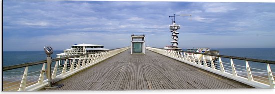 Dibond - Scheveningen - Pier - Strand - Hout - Zee - 90x30 cm Foto op Aluminium (Wanddecoratie van metaal)