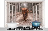 Spatscherm keuken 120x80 cm - Kookplaat achterwand Doorkijk - Schotse Hooglander - Raam - Muurbeschermer - Spatwand fornuis - Hoogwaardig aluminium
