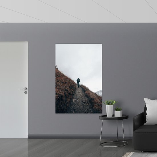 Canvas - Persoon - Bergen - Pad - Wandelen - Rugzak - 100x150 cm Foto op Canvas Schilderij (Wanddecoratie op Canvas)