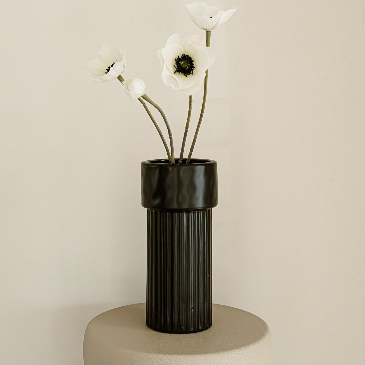 Indore Home - Vaas Mary - Bloemenvaas - Woonkamer decoratie - Vaas Zwart