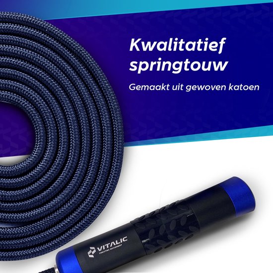 Donkerblauw springtouw van geweven katoen met zwart handvat en blauwe accenten.