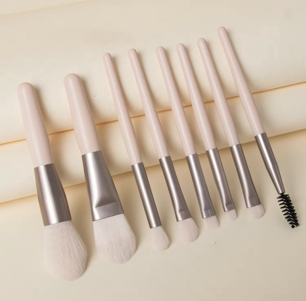 Goedkoopste Professionele make-up kwasten set - 8-delig - beige/goud - beauty - cosmetica