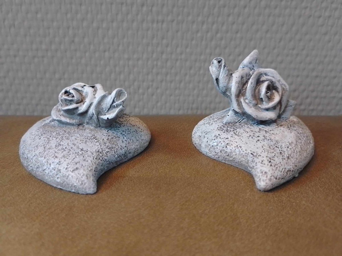 Set van 2 hartjes met roos - herdenking / hart / allerheiligen