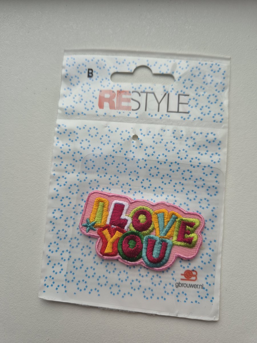 Restyle strijkapplicatie 'i love you'