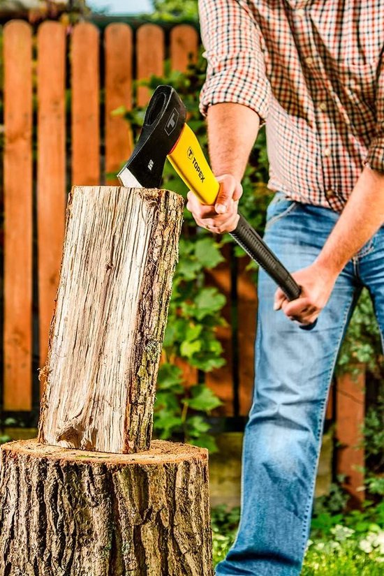 De Bosbouw vakkrant voor de bosbouw en houtindustrie