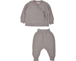 Minora Newborn Baby Kleding Set – Jongens en Meisjes – 2 Delig pakje – Winterbroek en trui-9/12 Maanden- Kraamcadeau – Babyshower-Newborn overalls winter- Grijs- Sinterklaas