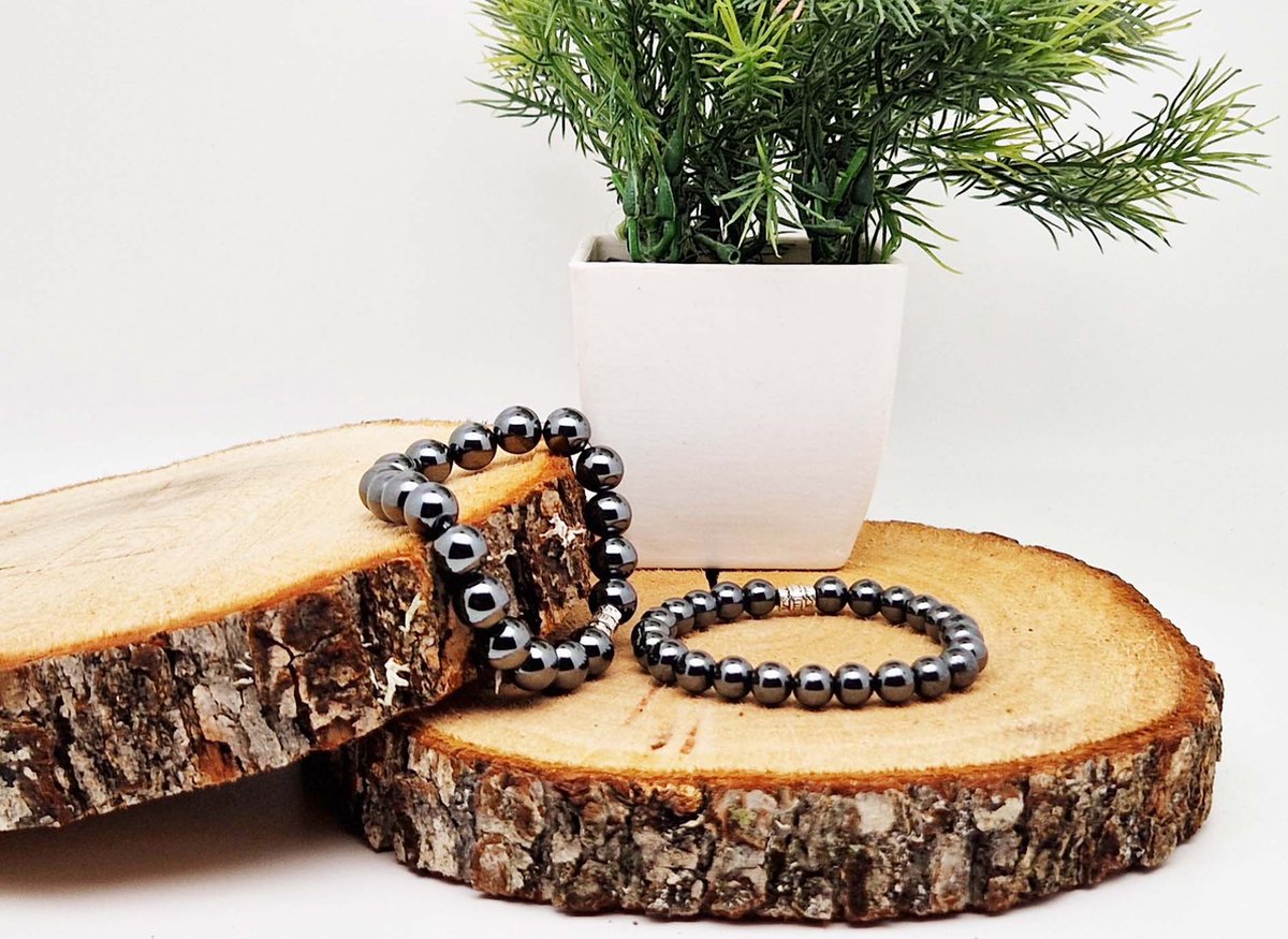 Handgemaakte Klassieke natuurstenen armband “Hematiet ” - 8 mm diameter van de korrel- Diameter armband 20 cm - Een mooi cadeau voor familie en vrienden