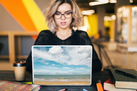 Laptop sticker - 14 inch - Strand - Zomer - Wolken - 32x5x23x5cm - Laptopstickers - Laptop skin - Cover