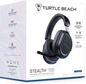 Verpakking van de zwarte Turtle Beach Stealth 700 Gen 3 gaming headset met productinformatie en logo's.