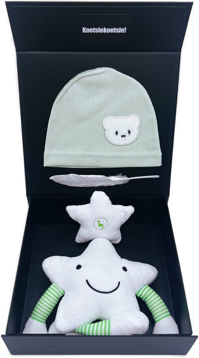 Goedkoopste Kraamcadeau met babymutsje en murziekmobiel - mintkleur - kan ook rechtstreeks als cadeau worden verstuurd