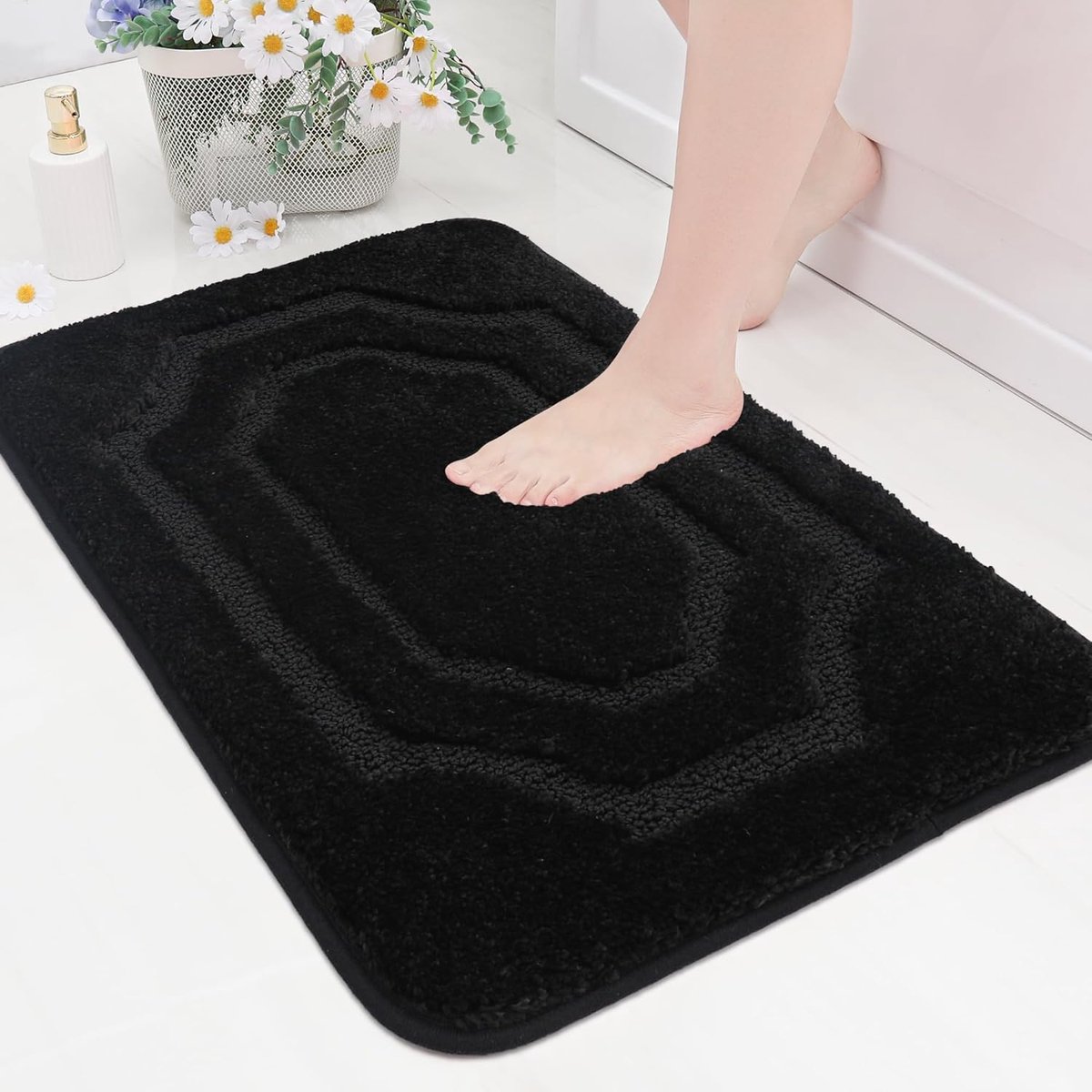 Zachte Antislip Badmat voor Douche en Badkamer in Zwart 50 x 80 cm