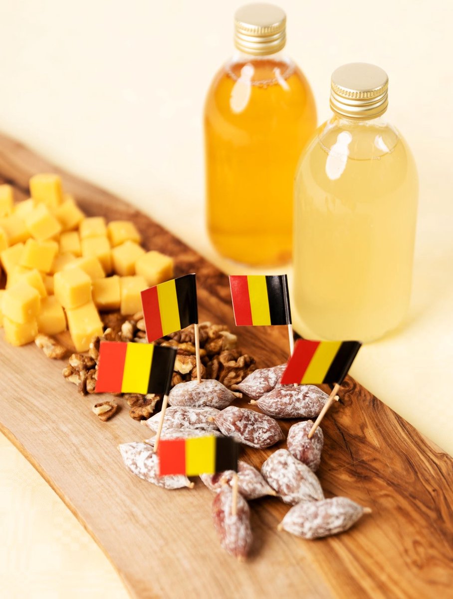 50x Cocktailprikkers België - Hapjes Cocktail Tapas Zomer Terras EK / WK Voetbal