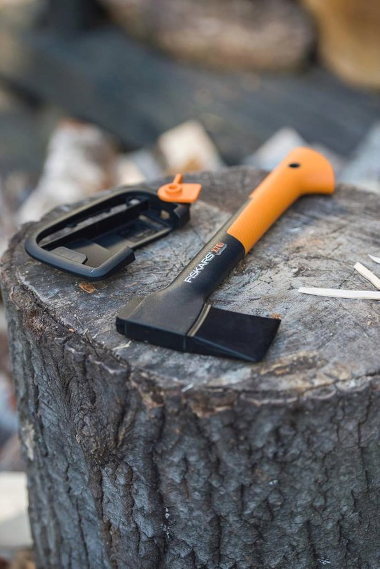 Kleine Bijl voor Hout Klieven en Aanmaakhout - 35,5 cm, Antikleeflaag, Weerbestendige Kunststof van Bellota — afbeelding 3